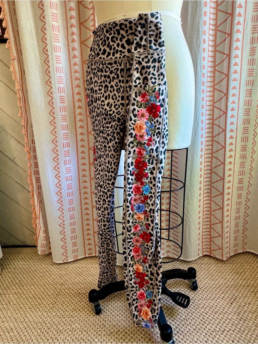 Johnny Was Active Leopard Floral Leggings - Picture 5 of 10